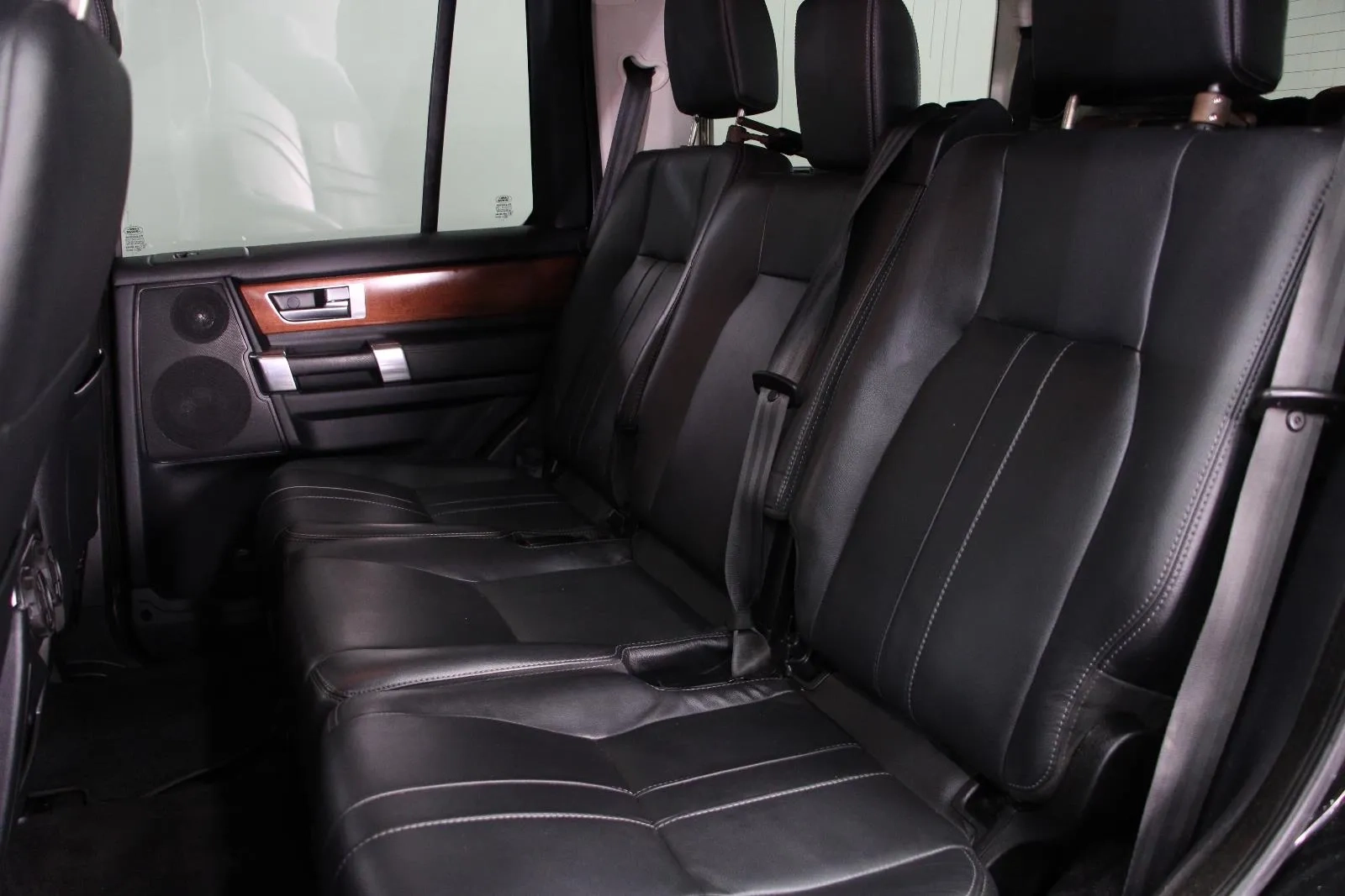 Land Rover-Discovery-SDV6 HSE