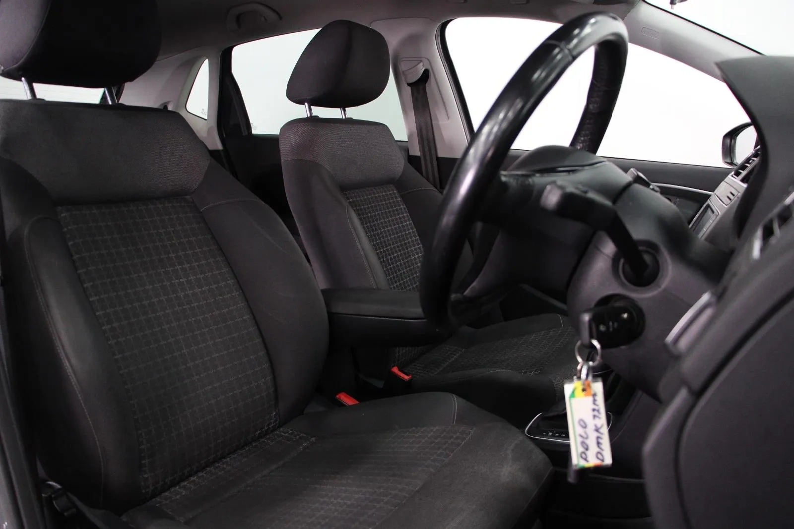 Volkswagen-Polo-81TSI Comfortline