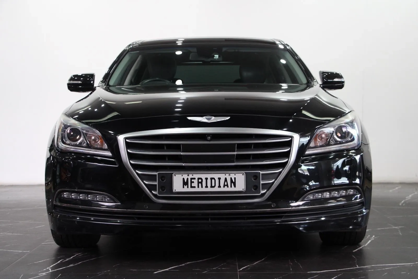 Hyundai-Genesis-Ultimate Pack