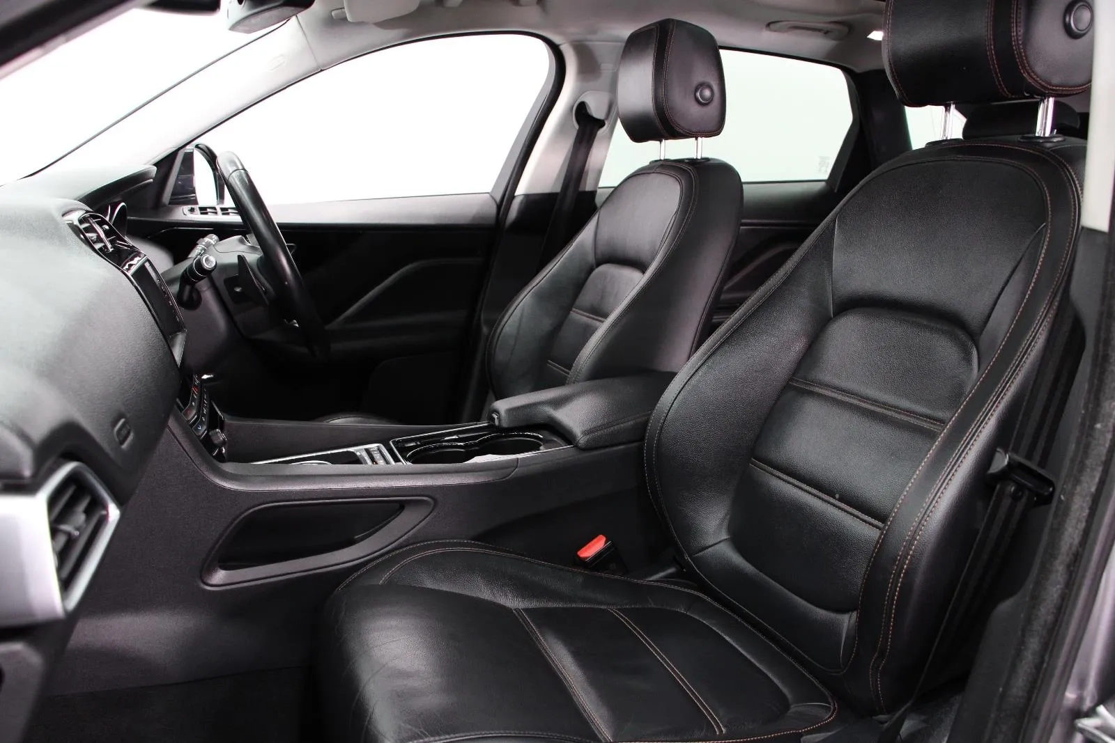 Jaguar-F-PACE-20d Prestige