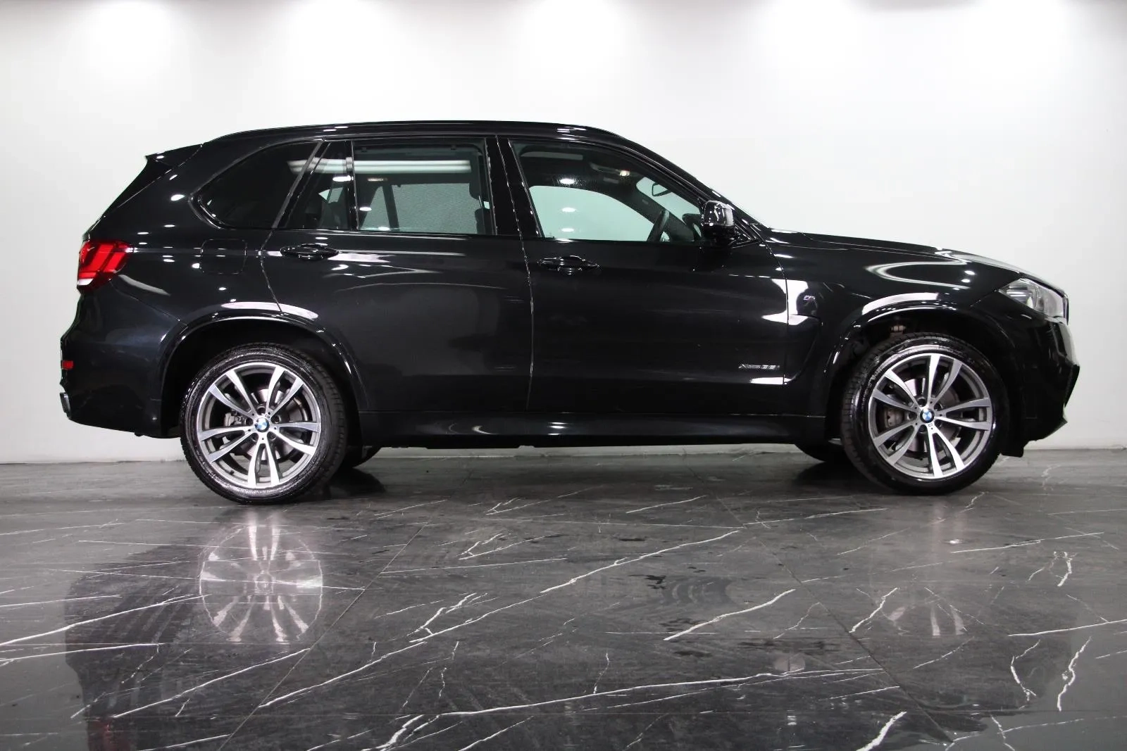 BMW-X5-xDrive35i