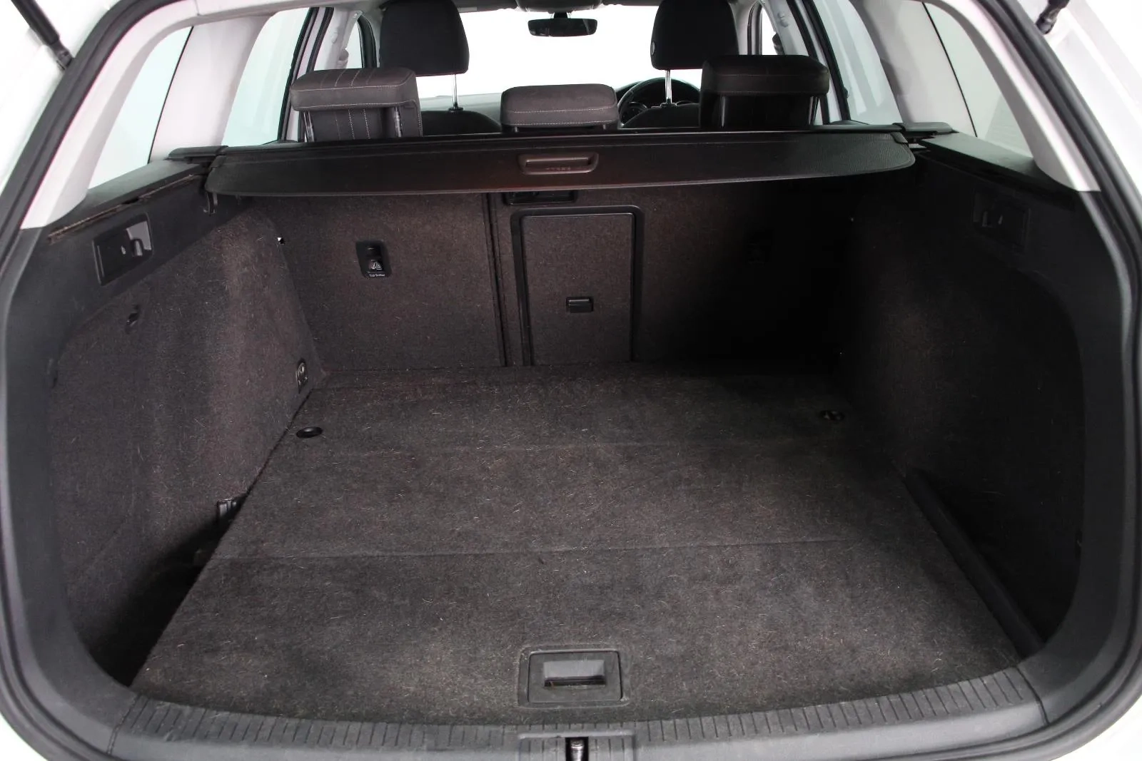 Volkswagen-Golf-Alltrack 132TSI