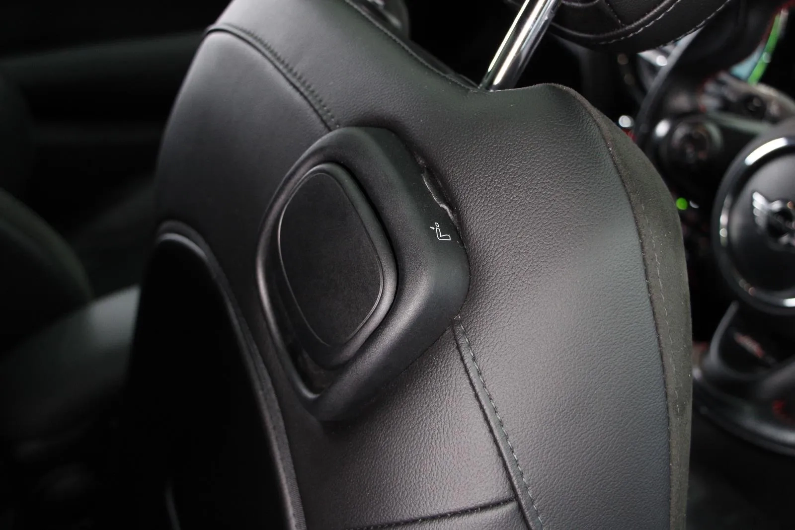 MINI-Hatch-Cooper S