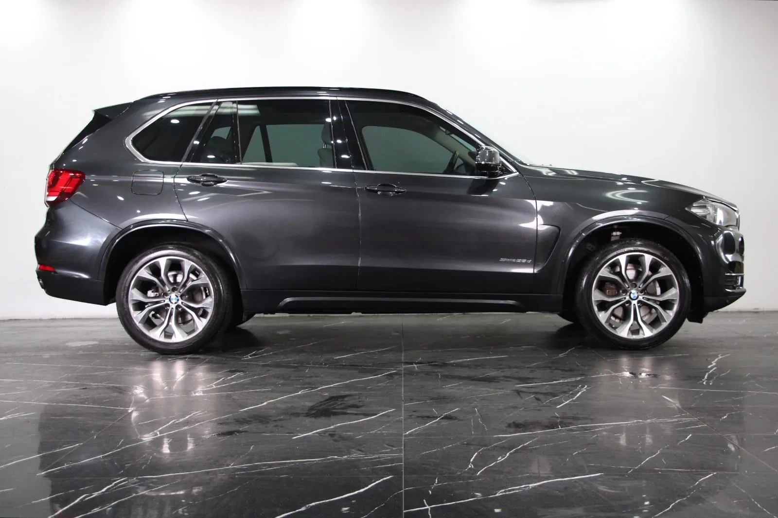 BMW-X5-sDrive25d