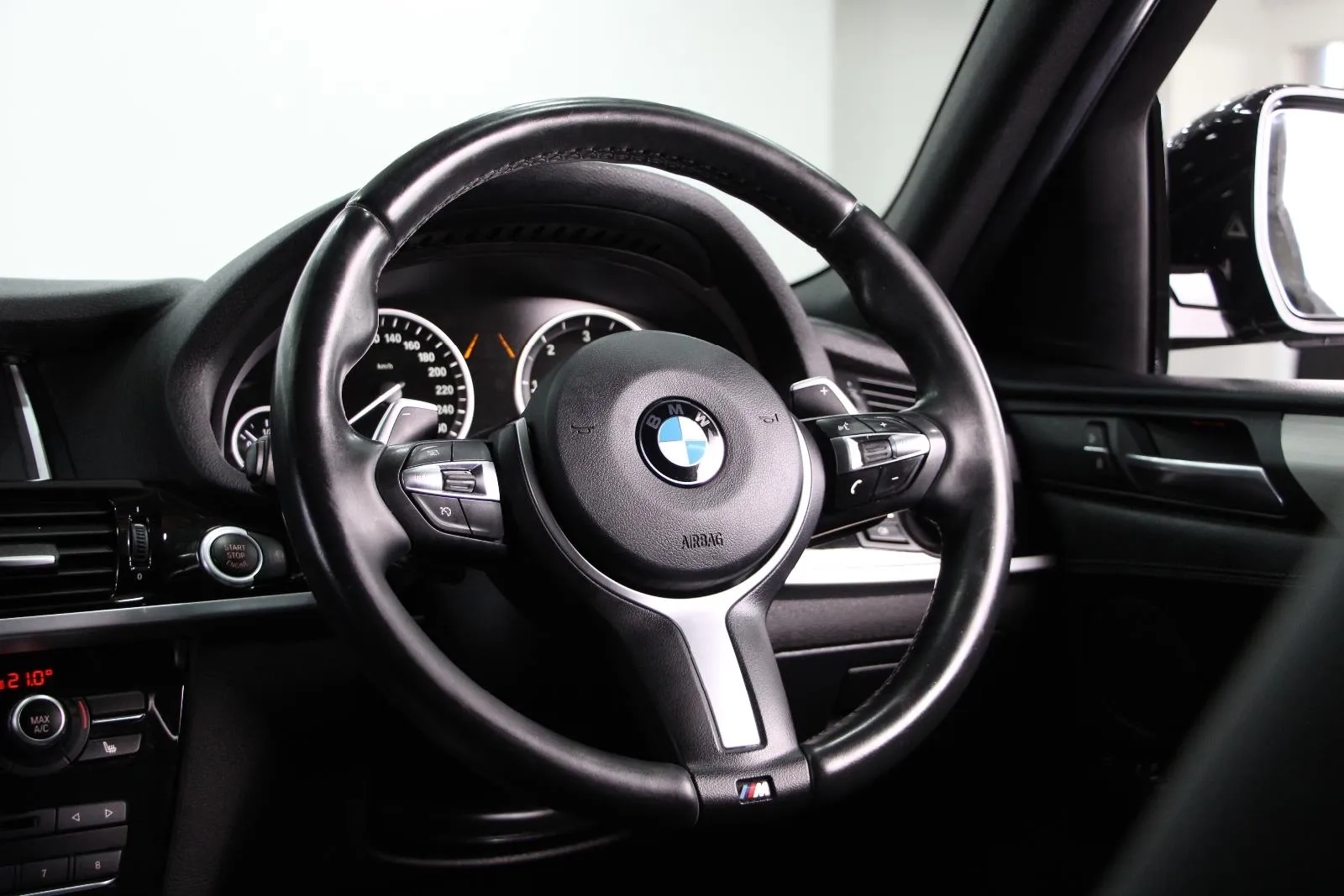 BMW-X4-xDrive20d