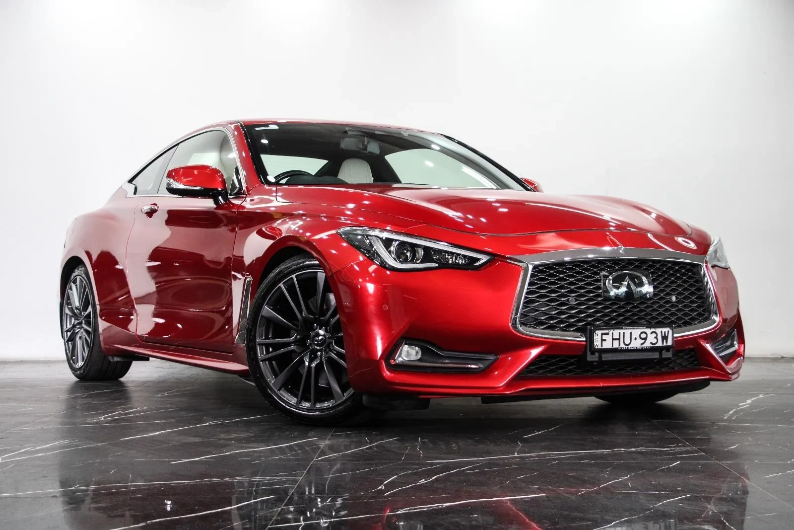 INFINITI-Q60-Red Sport
