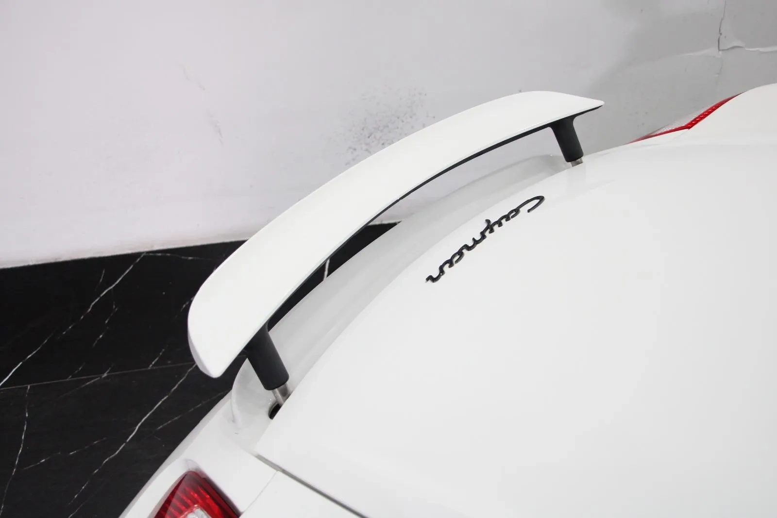 Porsche-Cayman-