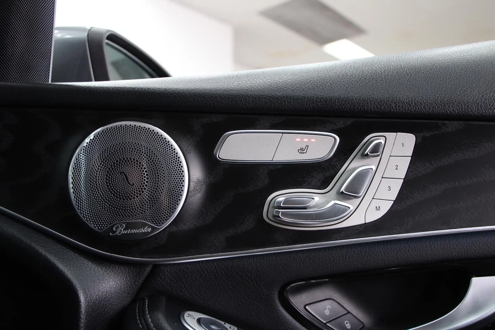 Mercedes-Benz-GLC-Class-GLC350 d