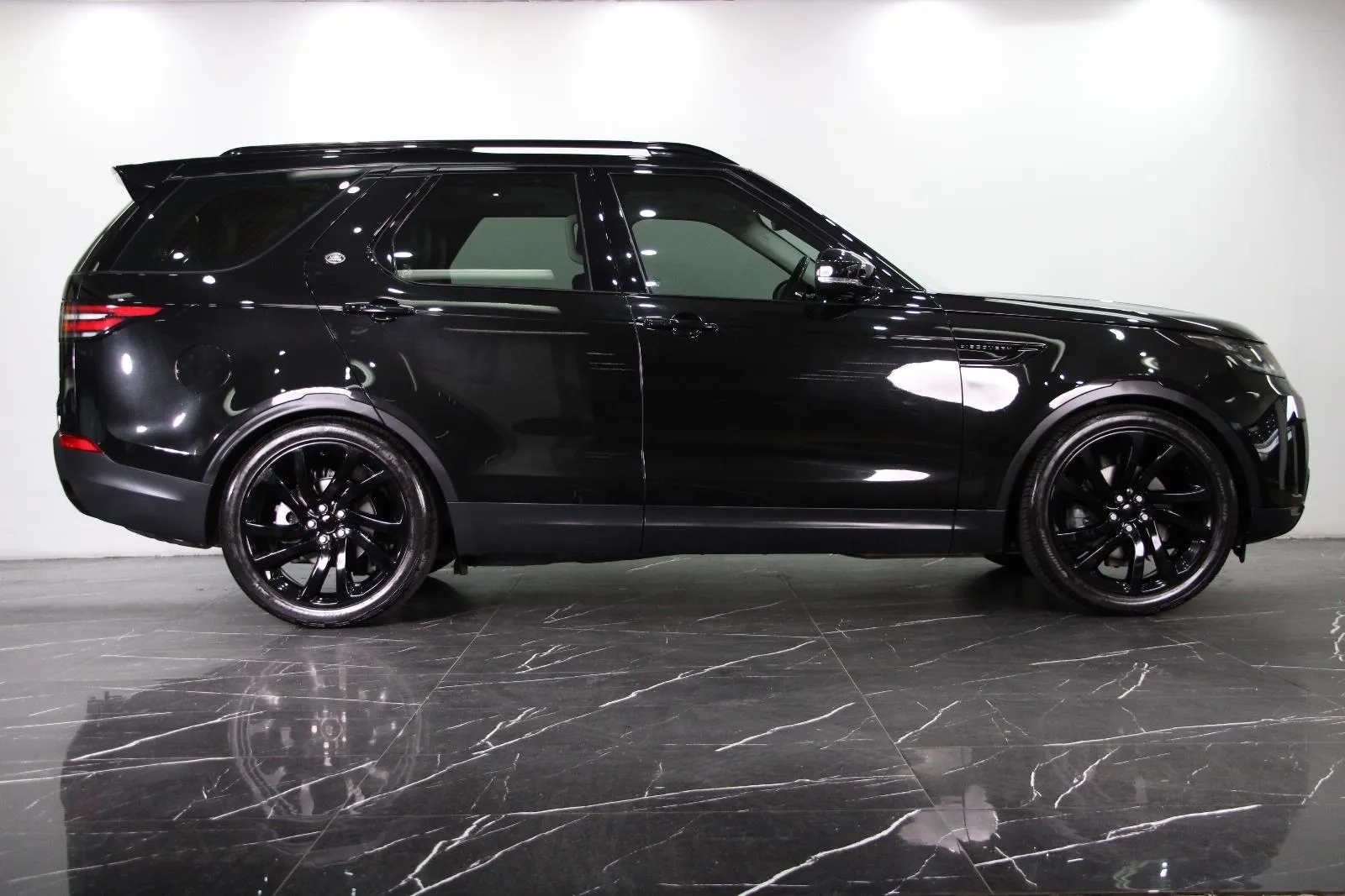 Land Rover-Discovery-TD6 HSE