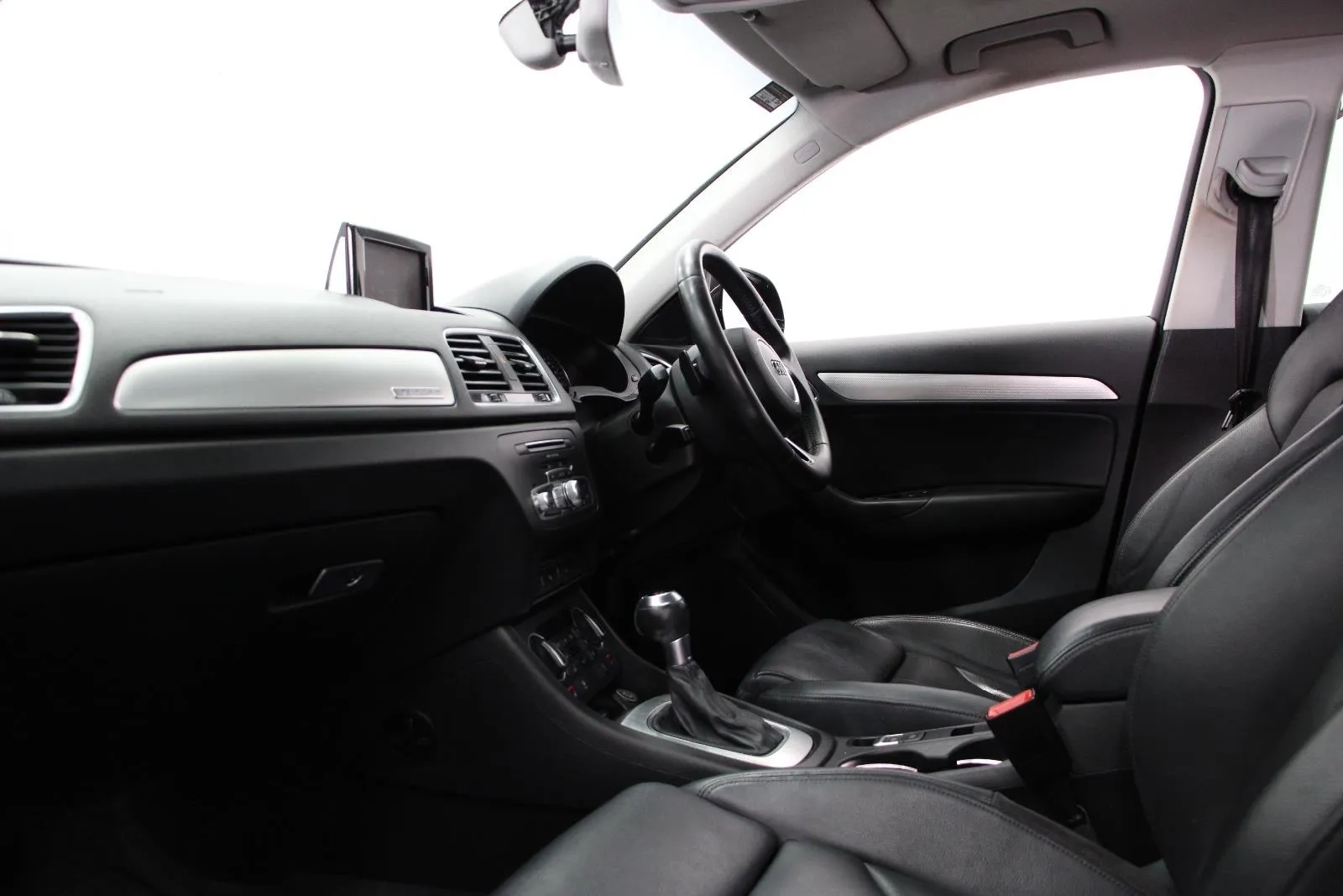 Audi-Q3-TFSI Sport