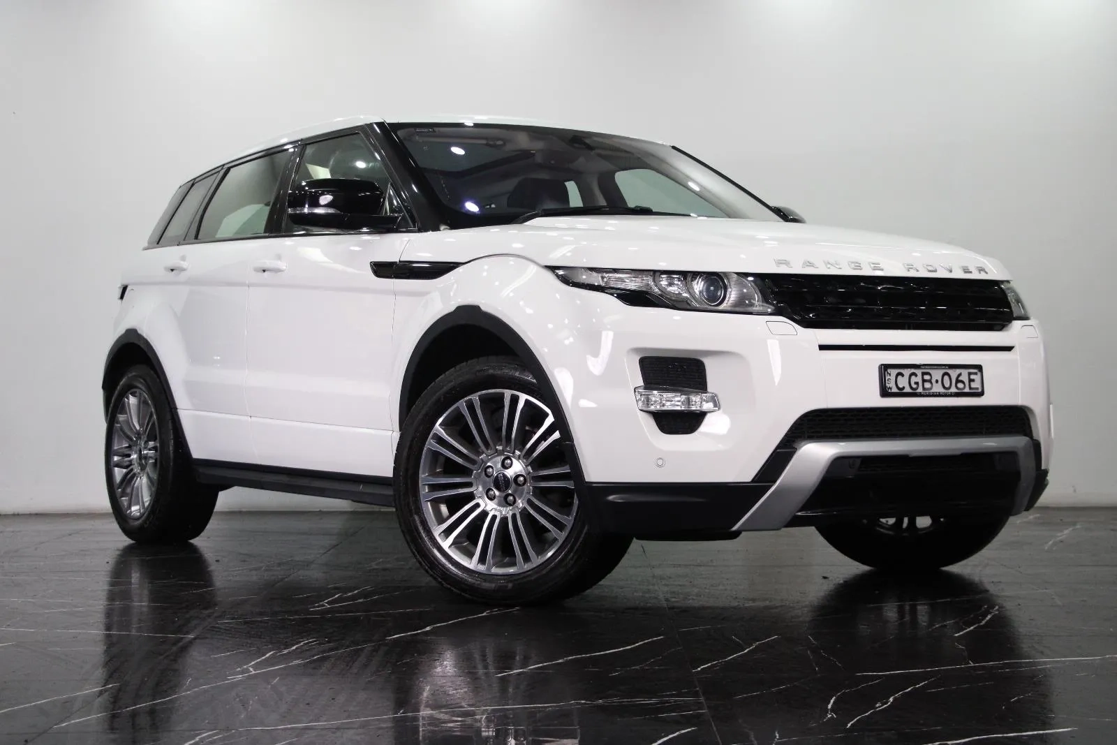 Land Rover-Range Rover Evoque-Si4 Prestige