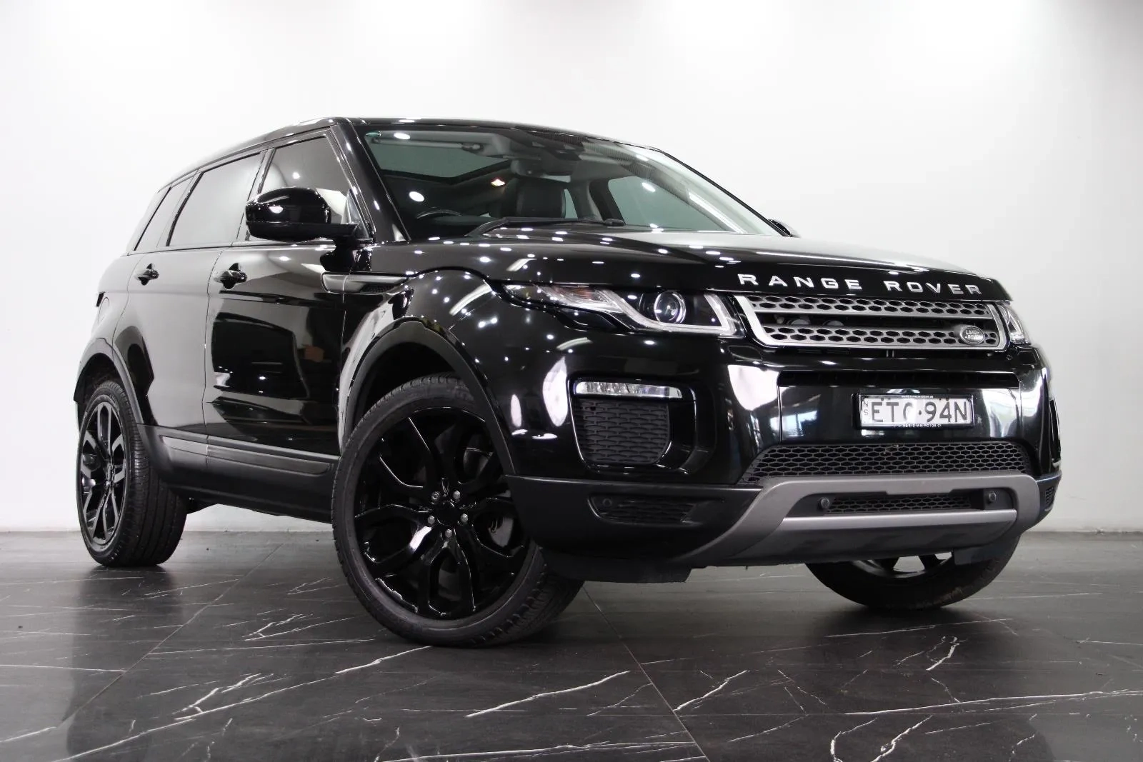 Land Rover-Range Rover Evoque-TD4 150 SE