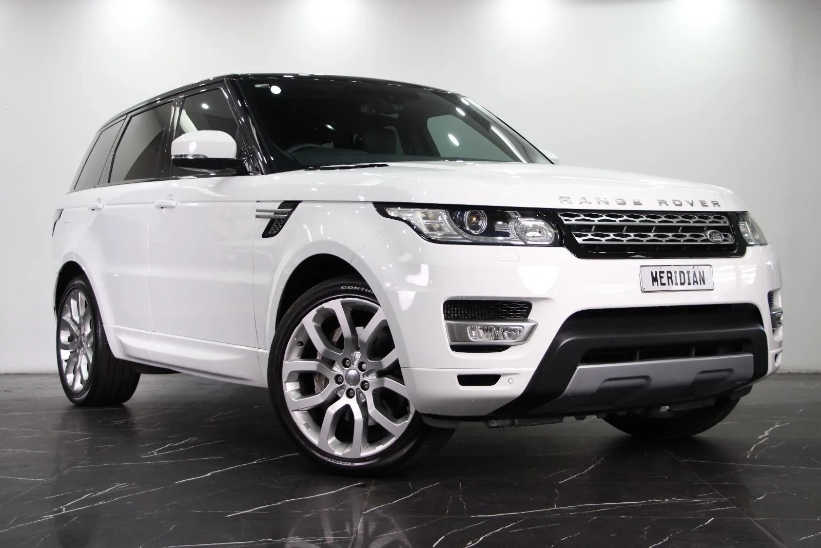 Land Rover-Range Rover Sport-SDV8 HSE