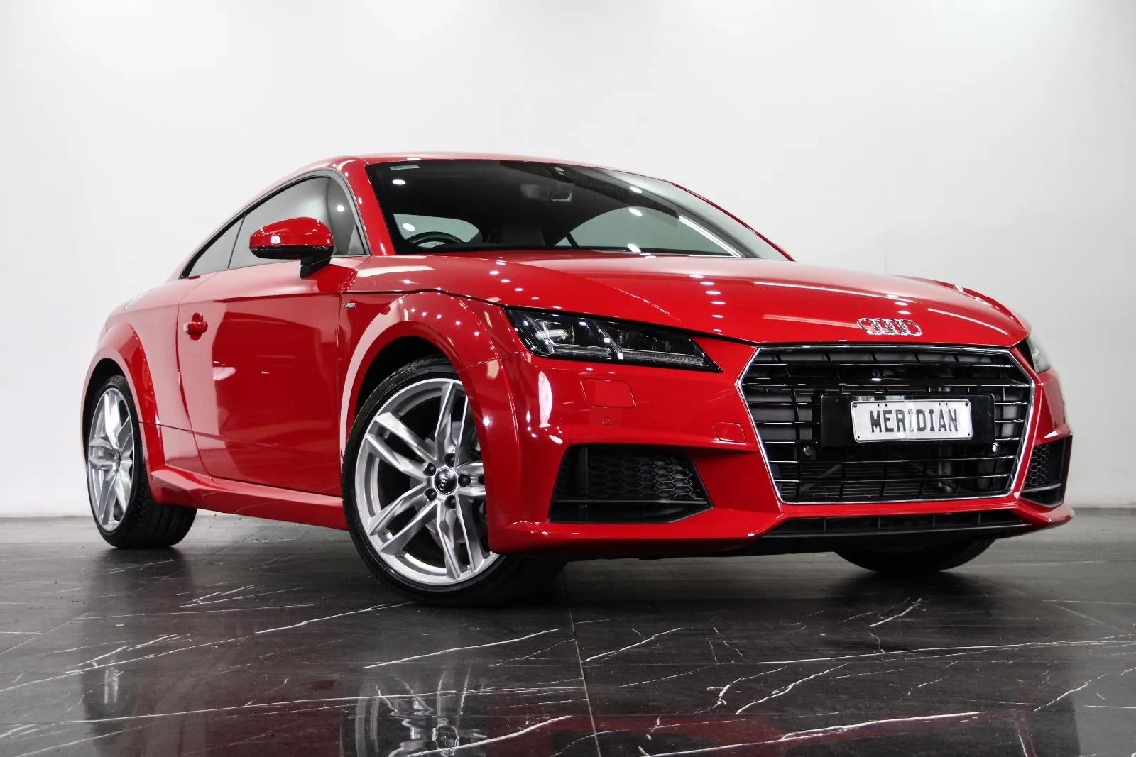 Audi-TT-S Line