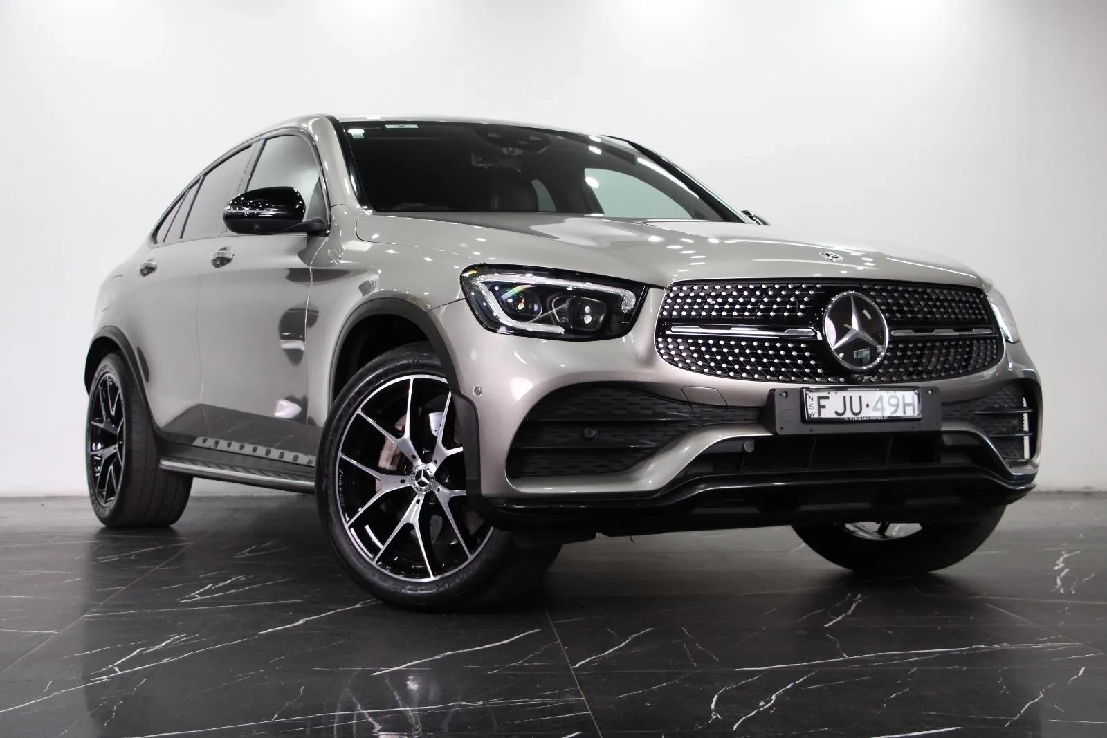 Mercedes-Benz-GLC-Class-GLC300