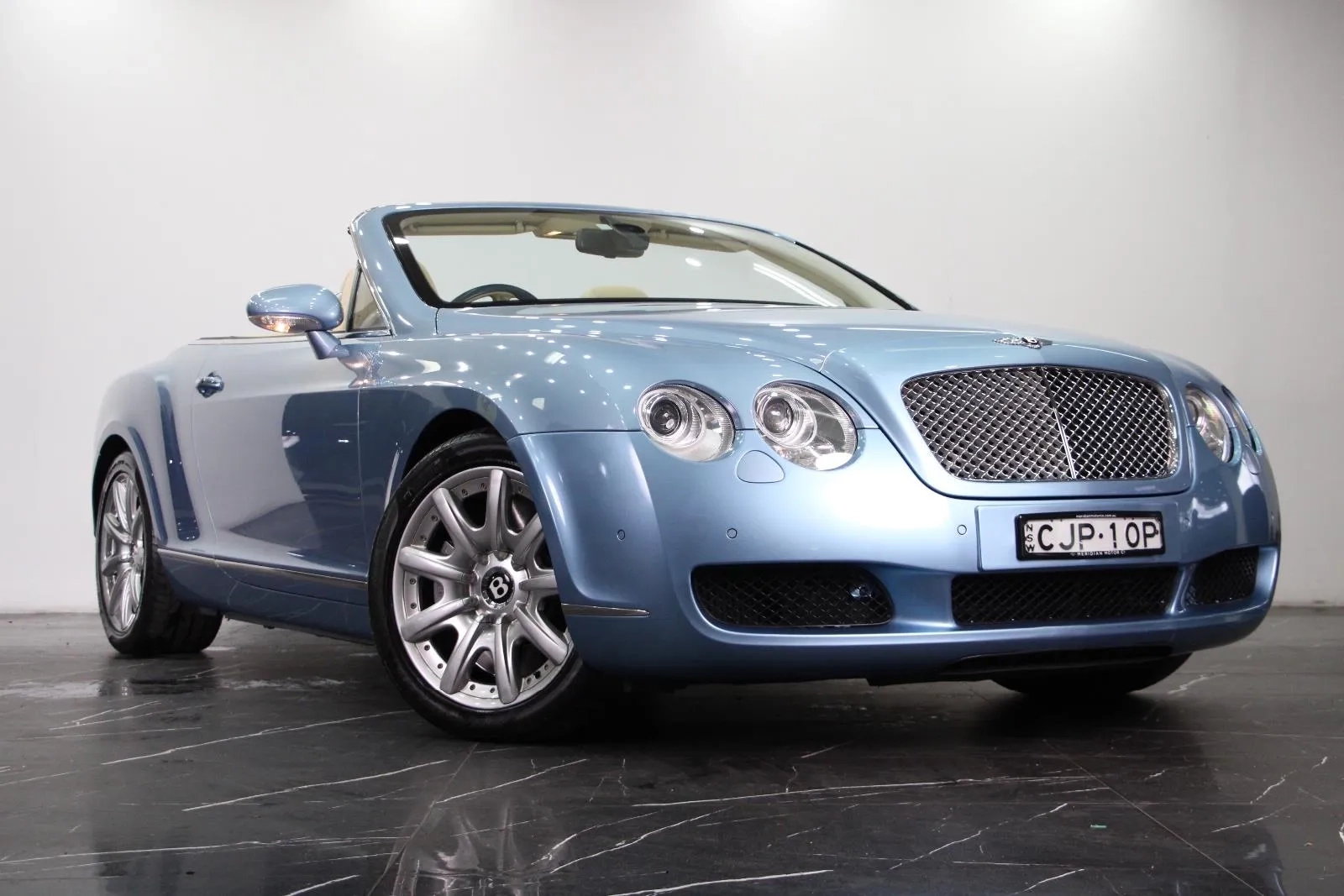 Bentley-Continental-GTC